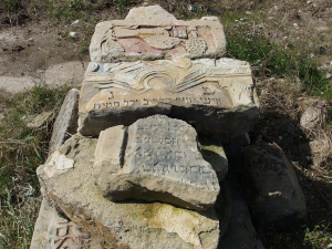 Matzevot in the cemetery in Szydłów