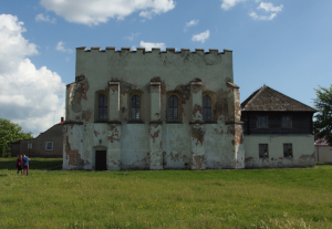 The Synagogue in Szydłów before renovation 2019